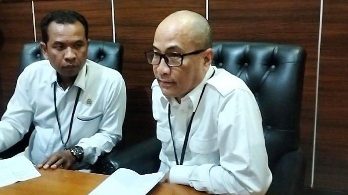 Human PN Surabaya, Alex Adam.