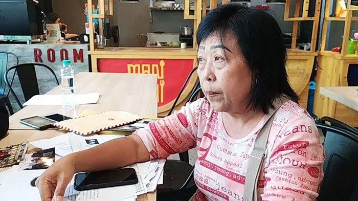 Ida Susanti saat ditemui SURYA.CO.ID di kawasan Gubeng Surabaya, Sabtu (30/9/2023).