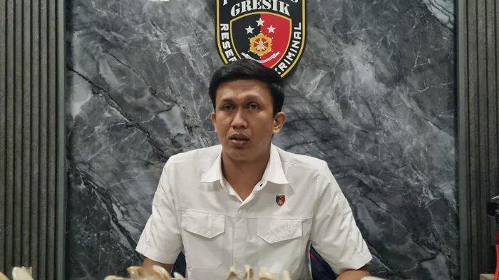 KASUS GANJAL ATM - Kasatreskrim Polres Gresik, AKP Abid Uais Al-Qarni Aziz saat ditemui di ruangannya. Polisi memburu para pelaku ganjal ATM yang beraksi di Gresik.
