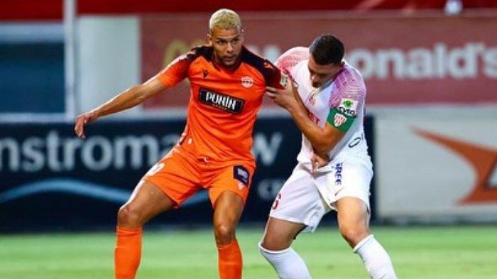 Striker asing Karim Rossi dikaitkan dengan Persebaya Surabaya
