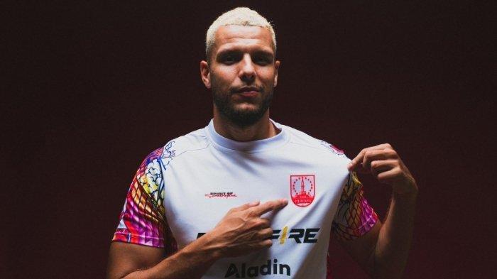 Karim Rossi diperkenalkan sebagai pemain baru Persis Solo