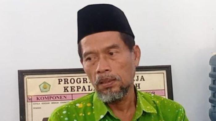 Kepsek MTsN di Magetan, Giana