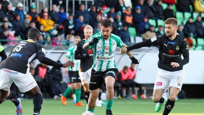 Mika Junco saat beraksi, striker asal Spanyol itu kabarnya dilirik Persebaya
