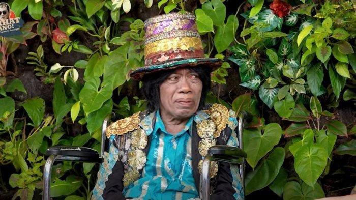 PAK TARNO SAKIT - Pesulap Pak Tarno menceritakan awal mula dirinya terkena penyakit stroke dalam youtube Denny Sumargo. Nasibnya kini ia kembali ke istri pertama.