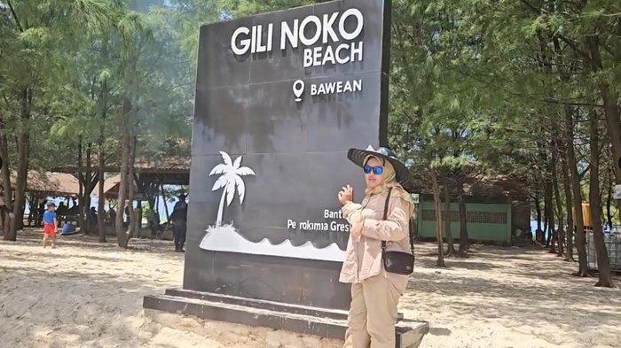 PANTAI GILI NOKO – Suasana Pantai Gili Noko yang berada di Pulau Bawean Gresik dengan hamparan pasir putih dan air yang jernih. Pantai Gili Noko yang ada di Pulau Bawean Gresik menjadi primadona pilihan wisatawan mengisi waktu libur Lebaran 2025/1446 H.