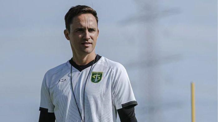 Paul Munster saat di sesi latihan Persebaya Surabaya