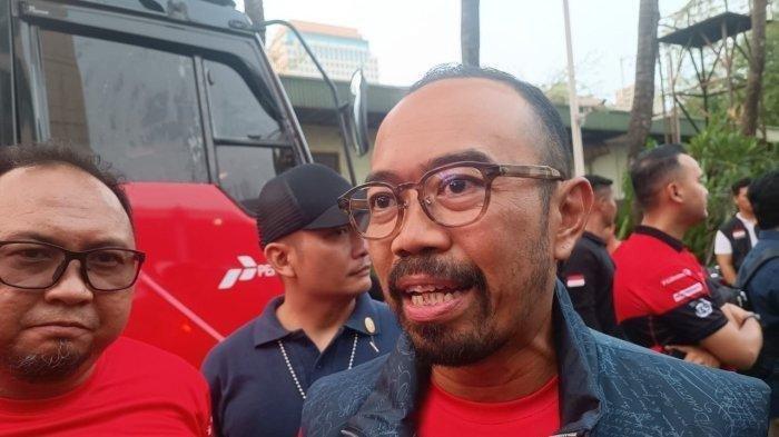 DIRUT PERTAMINA TERSANGKA - Direktur Utama PT Pertamina Patra Niaga Riva Siahaan ketika ditemui di mall Senayan City, Jakarta Selatan, Sabtu (22/7/2023). Riva kini jadi tersangka kasus oplos pertamax.