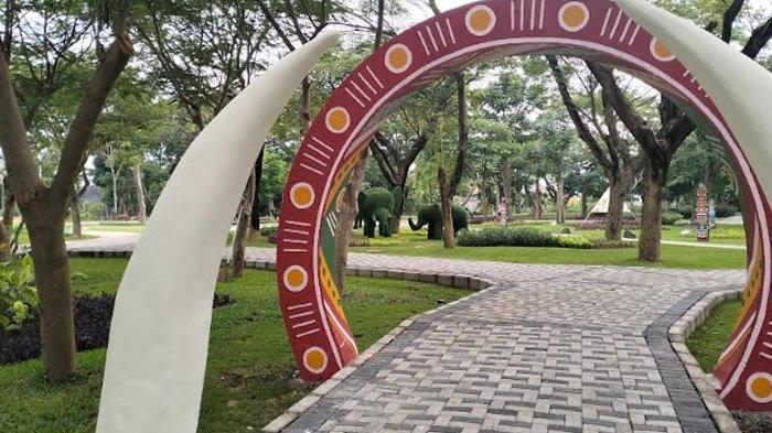 REVITALISASI - Salah satu sudut Taman Harmoni Surabaya di Keputih, Kecamatan Sukolilo, yang saat ini tengah dilakukan penataan ulang. Konsepnya akan jauh lebih menarik, kian mempesona dan makin eksotik dengan optimalisasi hutan bambu.