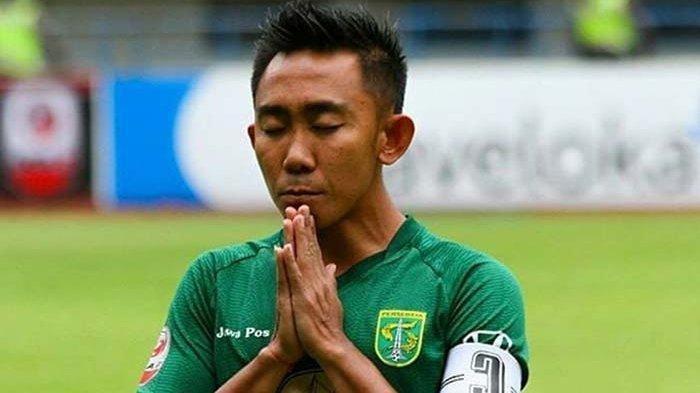 Rendi Irwan saat masih memperkuat Persebaya Surabaya