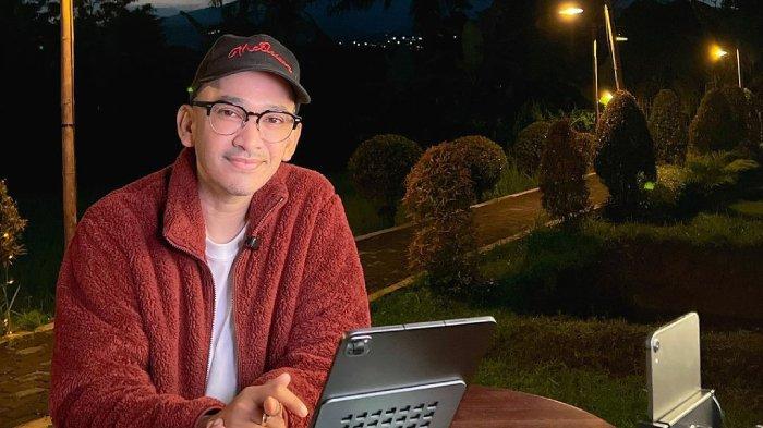 Ruben Onsu bertekad untuk menyabet title juara dengan memecahkan rekor omzet yang lebih tinggi lewat sesi spesial Shopee Live selama 24 jam