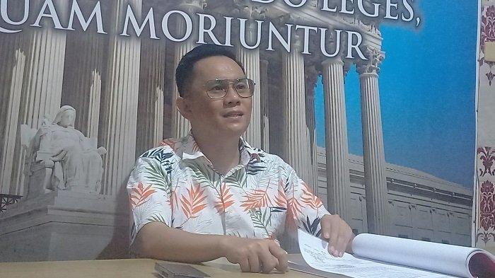 Andri Darmawan, pengacara Guru Supriyani. Tak Gentar Meski Disomasi Bupati Konsel.