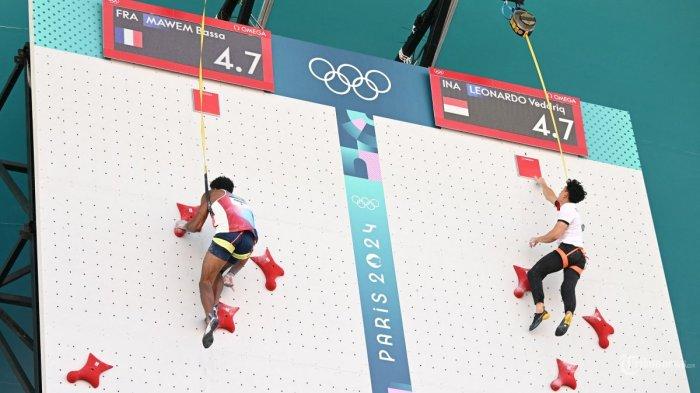 Veddriq mengunci kemenangan dan menjadi juara pertama panjat tebing ia berhak mendapatkan medali emas setelah mengalahkan lawannya Wu Peng atlet asal Cina di final dengan waktu 4,75 detik