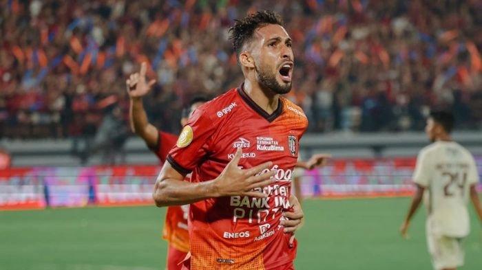 Willian Pacheco dikaitkan dengan kepindahan menuju Persebaya Surabaya
