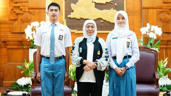 Dua pelajar kebanggaan Jawa Timur Wira Yudha asal SMAN 1 Geger Kabupaten Madiun dan Kirei Na Hana Ramadhani asal SMAN 2 Pare Kabupaten Kediri akan bertugas mewakili Jatim sebagai Pasukan Pengibar Bendera Pusaka (Paskibraka) Nasional pada 17 Agustus 2023 di Istana Negara Jakarta, diterima Gubernur Jawa Timur Khofifah Indar Parawansa di Gedung Negara Grahadi, Kamis (13/7/2023).