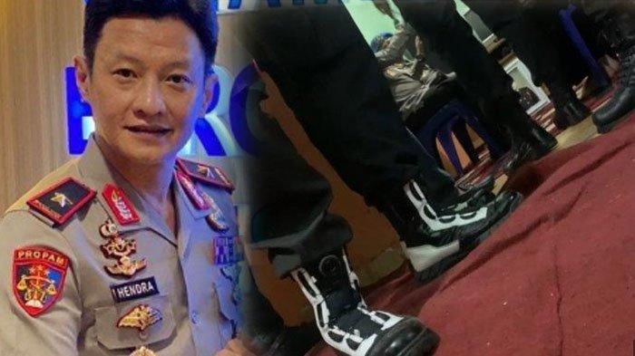Brigjen Hendra Kurniawan mendatangi rumah duka Brigadir J bersama anggota tanpa lepas sepatu. Ujung-ujungnya dicopot dari Karo Paminal Divpropam Polri.