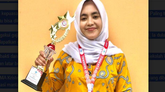 Wiwin Dwi Jayanti , guru tidak tetap SMA Kristen Bhaitani Pasuruan meraih medali emas dalam ajang Sains Merdeka Indonesia 2023.
