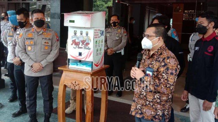 Dispenser Masker Inovasi FT Universitas Brawijaya dan Polresta Malang