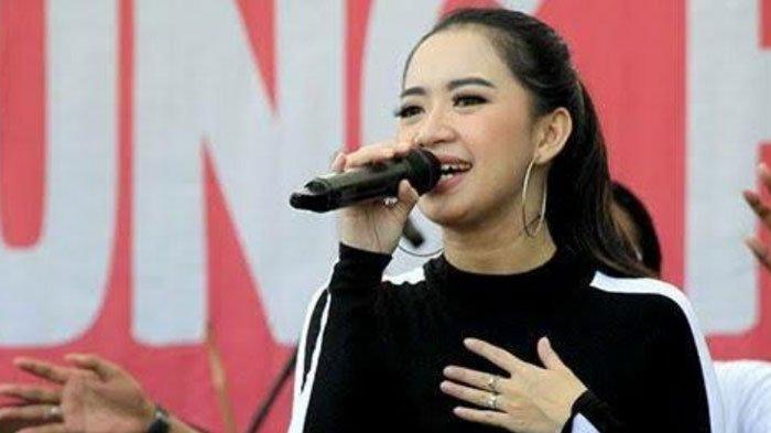 Parade Merah Putih di Alun-alun Lamongan akan Dimeriahkan Artis Ibu