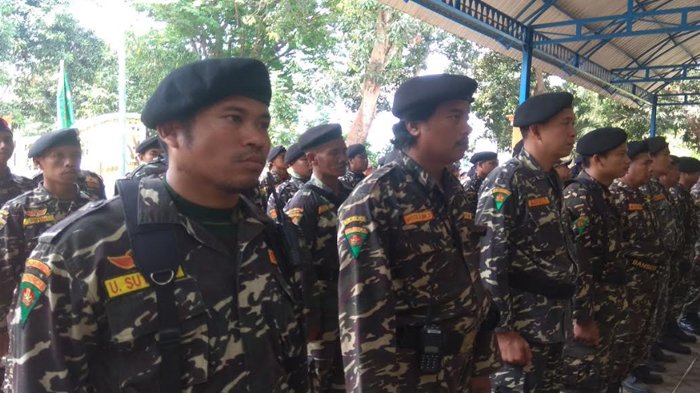 500 Pria di Mojokerto Dilantik Jadi Anggota Banser - Surya.co.id