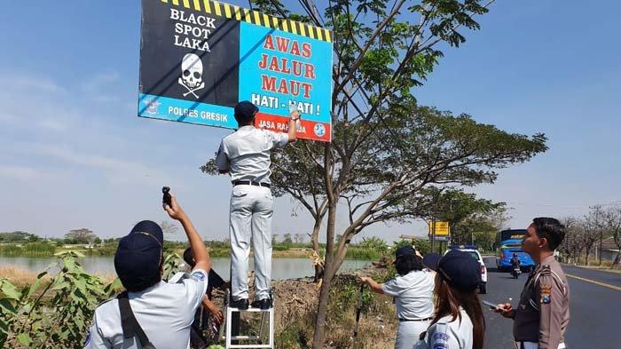 Tekan Angka Kecelakaan, Jasa Raharja Jatim Gelar Bersih-Bersih Rambu ...