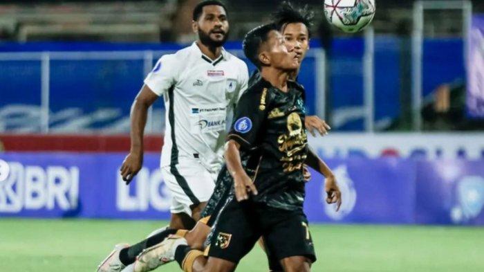 Ruy Arianto saat menjalani debut senior bersama Persebaya Surabaya