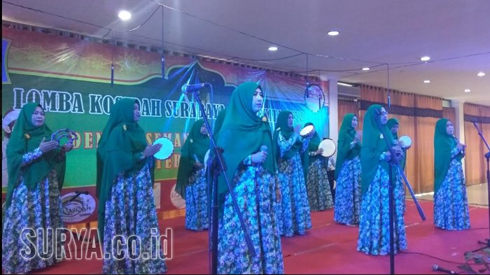 Seperti Ini Keseruan Lomba Kosidah Dharma Wanita Kota Surabaya - Surya