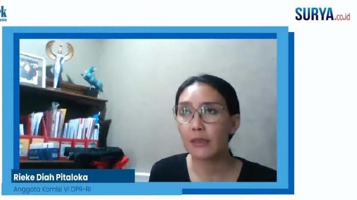 Tangkapkan layar diskusi politik bertajuk 