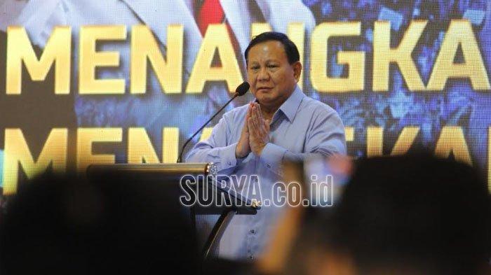Calon Presiden nomor urut 2, Prabowo Subianto memberikan sambutannya di depan para Caleg DPR RI dari Partai Demokrat, Senin (20/11/2023) di Madiun.