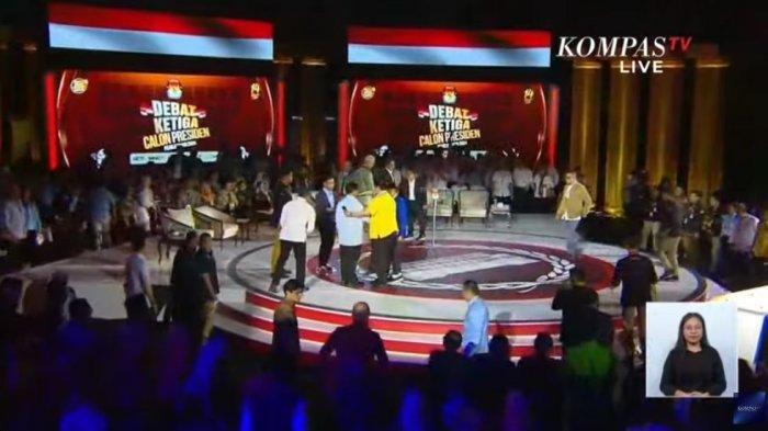 Momen Usai Debat Capres Ketiga