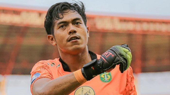 Andhika Ramadhani, kiper Persebaya Surabaya.