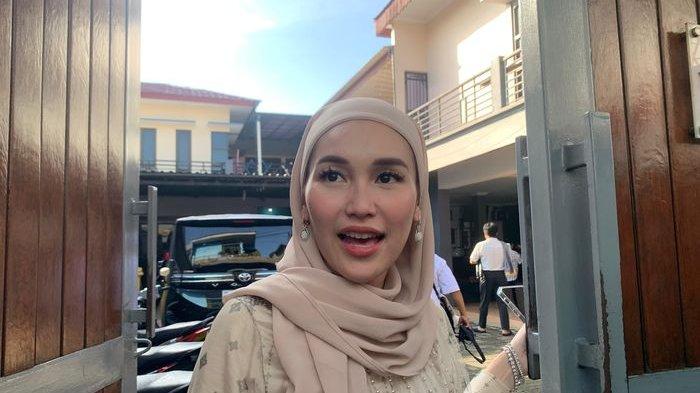 Ayu Ting Ting saat dijumpai di Depok, Jawa Barat, Rabu