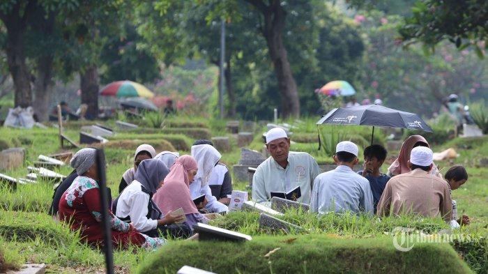 Surat Tahlil Latin untuk Bacaan Ziarah dan Doa Kematian