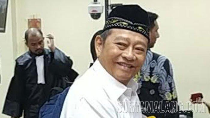 Bekas Bupati Sidoarjo dua periode, Saiful Ilah (74), terdakwa atas dugaan kasus gratifikasi sebesar Rp 44 miliar kembali menjalani sidang lanjutan di Ruang Sidang Candra Kantor Pengadilan Tipikor Surabaya, Kamis (7/9/2023).