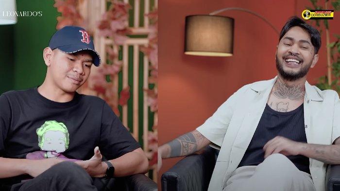 David Ozora (kiri) saat ngobrol dengan Onadio Leonardo (kanan)