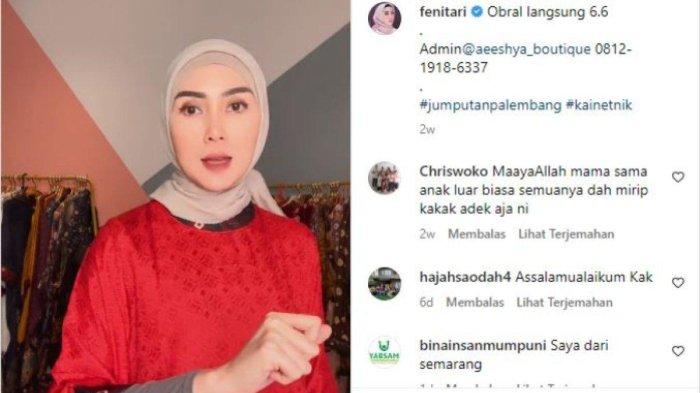 Fenita Arie saat live jualan