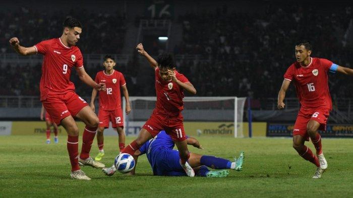 Timnas Indonesia U-19 vs Timnas Thailand U-19 dalam laga final ASEAN Cup U-19 2024 atau Piala AFF U-19 2024 di Stadion Gelora Bung Tomo, Surabaya, Senin (29/7/2024).