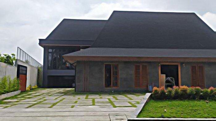 Foto Rumah Baru Ganjar Pranowo yang Dibangun di Sleman, Berkonsep Mewah dengan Gaya Klasik Moderen