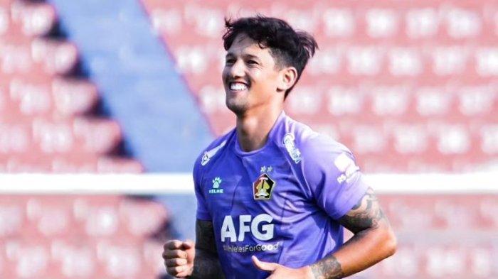 Irfan Bachdim resmi memperkuat Persik Kediri di putaran kedua Liga 1 2023.