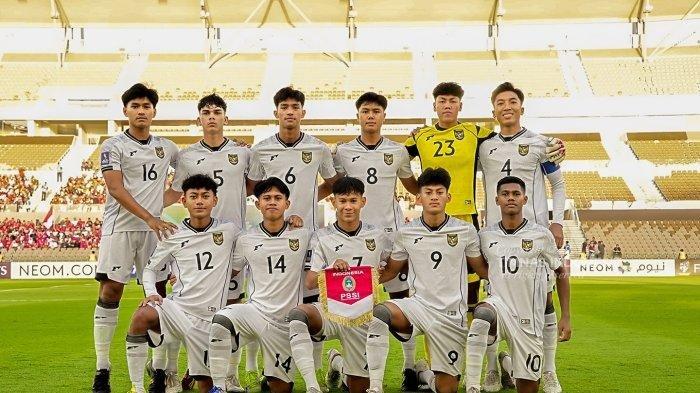 TIMNAS INDONESIA- Ada 2 kelemahan Timnas Indonesia U17 yang harus diperbaiki jelang lawan Korea Utara malam ini di perempat final Piala Asia U17 2025.