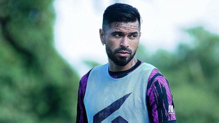 Julian Guevara, pemain asing Arema FC di paruh musim akhir Liga 1 2023.