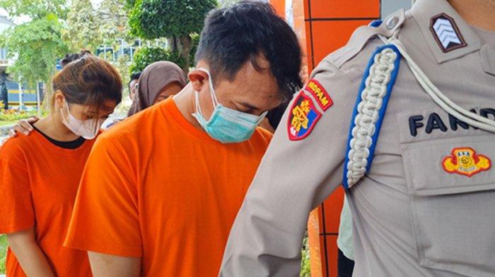 Kekayaan Ichlas Budhi Pegawai BUMN Gresik Selingkuh dengan Selebgram ...