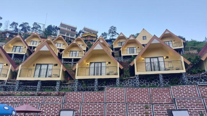 Kawasan Glamping dan Hobbit House di The Nature Bromo.