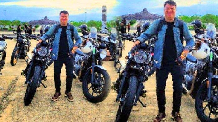 Laki-laki yang dulunya merupakan sosok bikers gagah dan macho tiba-tiba saja ingin merubah penampilannya menjadi sangat feminim.