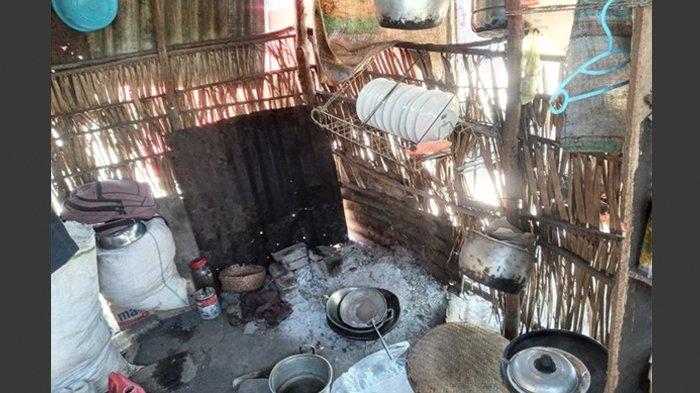 Kondisi dapur Anastasi Sao wanita di NTT tinggal bersama empat anaknya di gubuk reyot