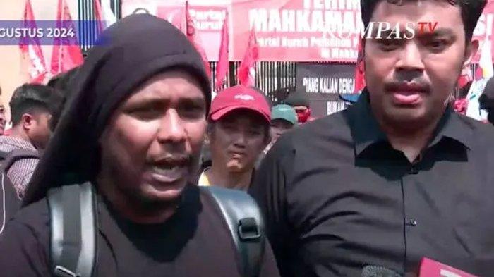 Mamat Alkatiri Ikut Aksi Demo Kawal Putusan MK di Depan Gedung DPR RI
