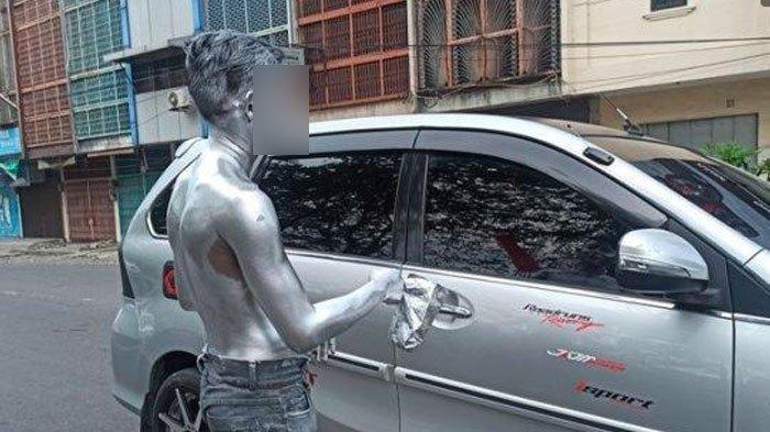 Ilustrasi Manusia Silver