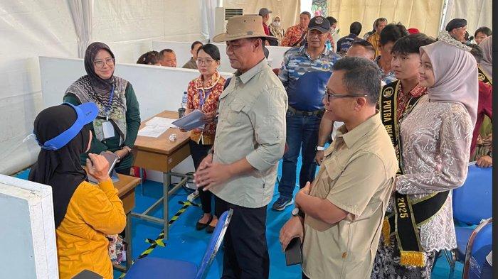 Ribuan Warga Malang Kebanjiran Layanan Kesehatan Gratis: TNI AL dan Alumni SMAN 3 Malang Gandeng Tangan!
