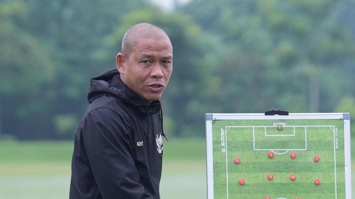 Pelatih Timnas Indonesia U-16, Nova Arianto, di ASEAN Cup U-16 2024.