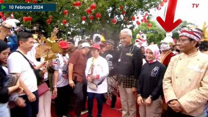 Posisi Dalang Subono sebelum meninggal ada di belakang Ganjar Pranowo