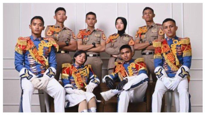  Potret Salma Paskibraka Pembawa Baki (Instagram @salmabii)
